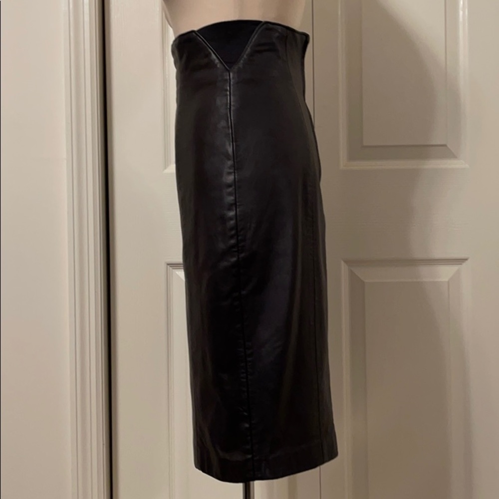 Leather skirt - Picture 3 of 5